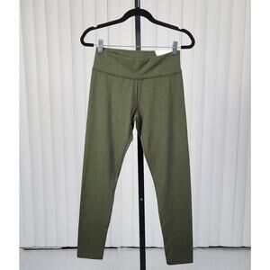 Offline by Aerie OG Legging Regular Rise Short Inseam Green Size Medium New